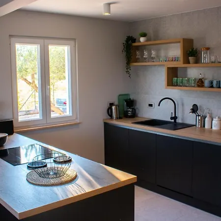 Villa Luxury Levantino Kastel Stafilic